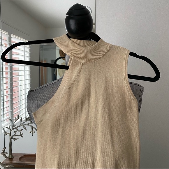 Princess Polly cream knit asymmetrical top - Picture 3 of 10